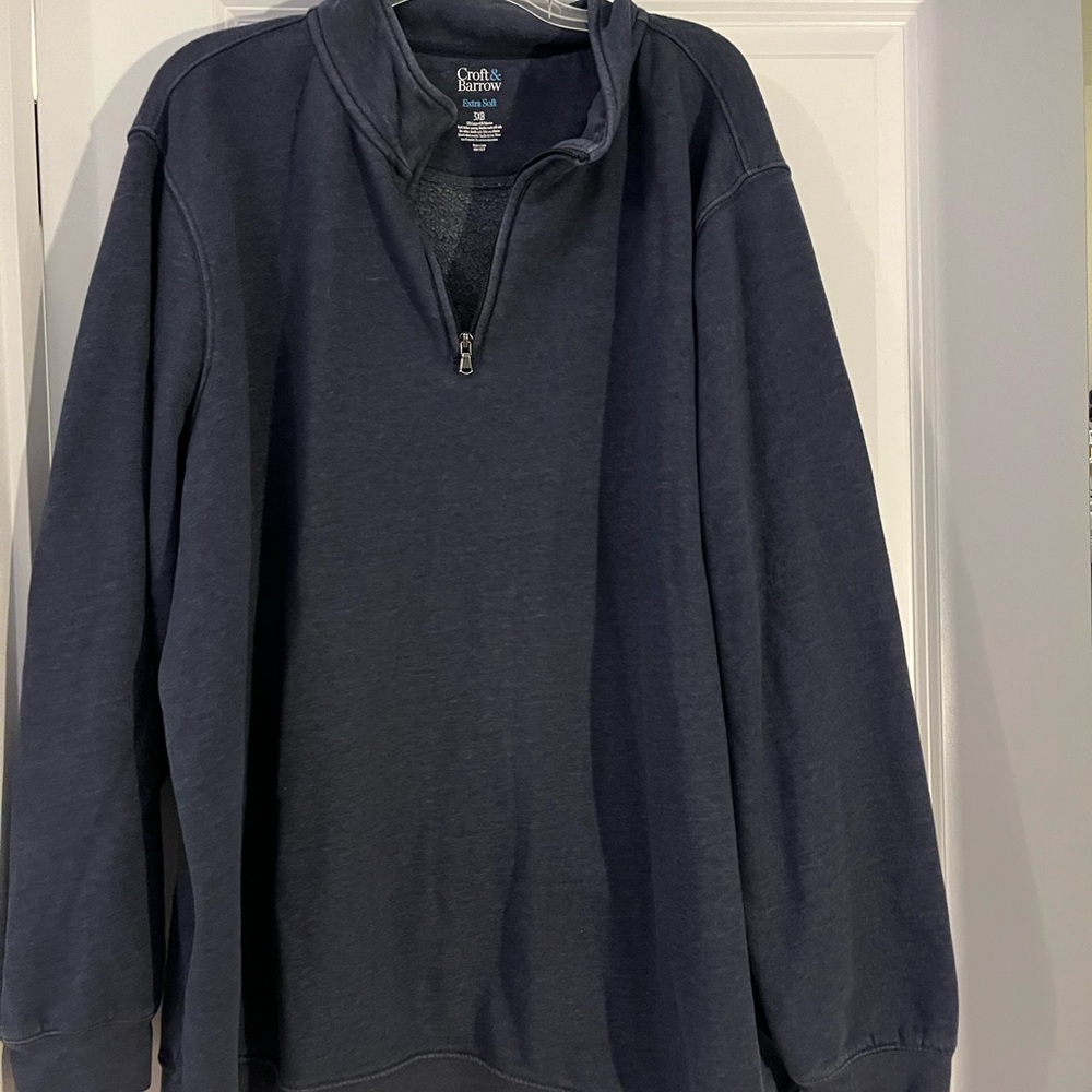 Men's Navy Pullover